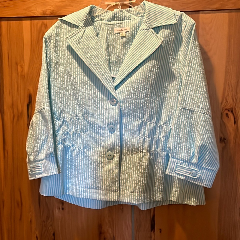 Joan Rivers Torqoise and white sere, sucker casual blazer not line lightweight